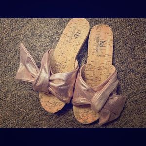 Rise gold mules super comfy